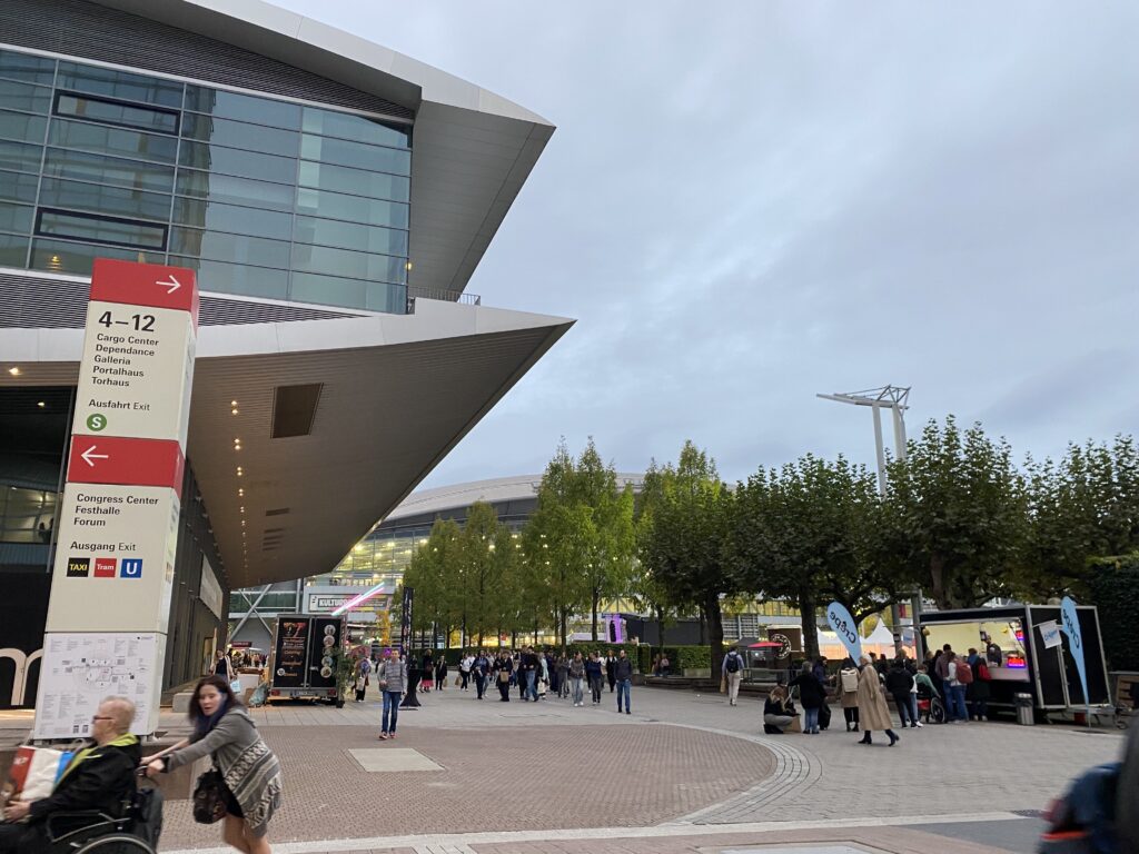 Looking around the inner courtyard area at the Frankfurter Buchmesse