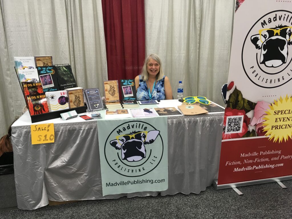 Kim and Jacqui at AWP19 in Portland.