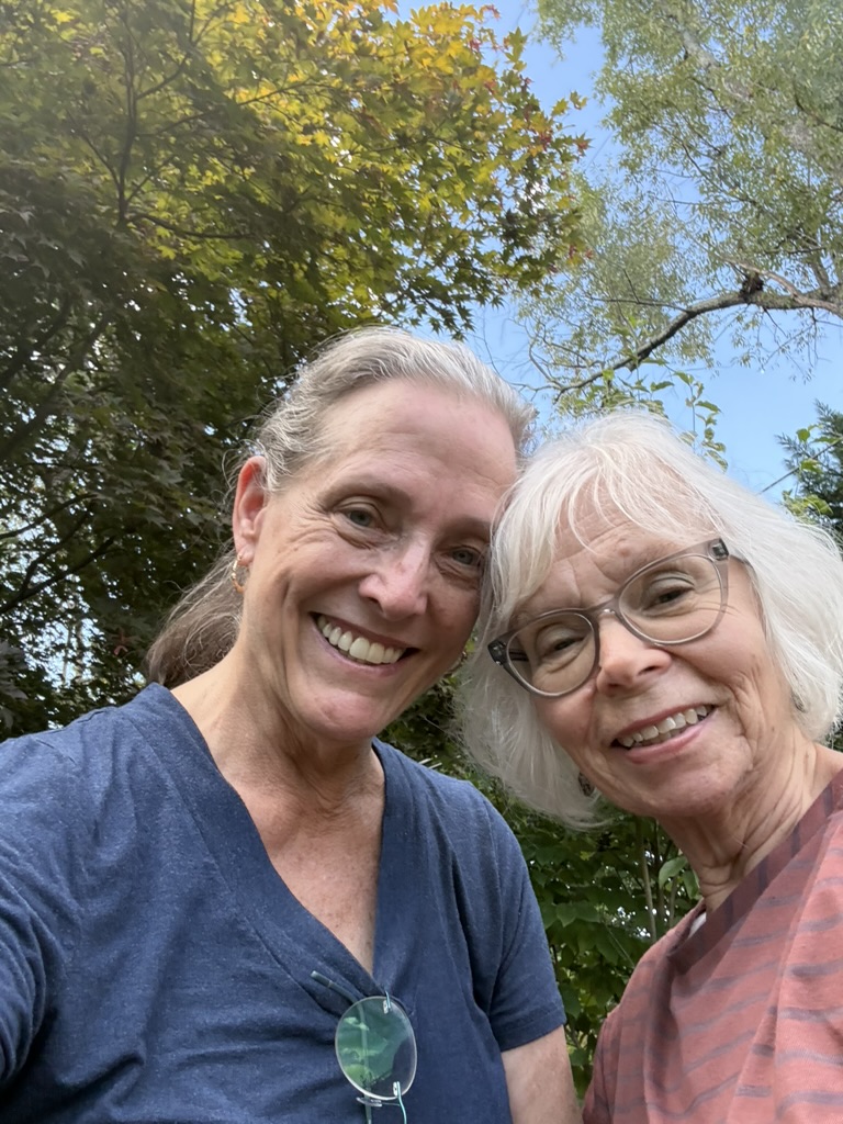 Kim Davis and Linda Parson. Kim routed her return home through Knoxville and stopped for barbeque with Linda.